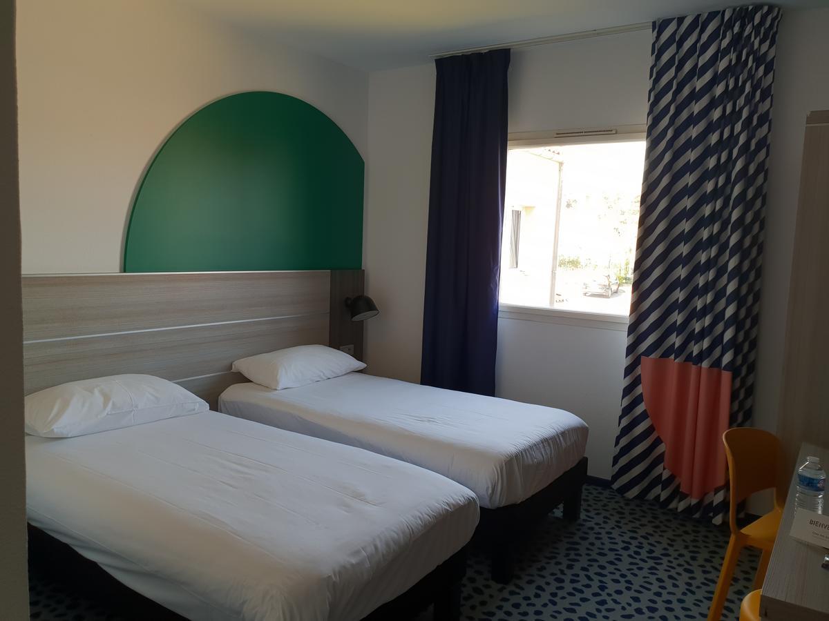 Ibis Styles Marseille Plan De Campagne Hotel Mirabeau Buitenkant foto