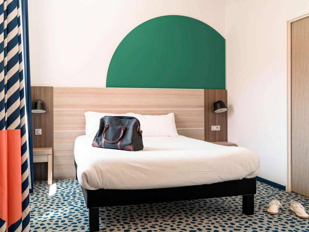 Ibis Styles Marseille Plan De Campagne Hotel Mirabeau Buitenkant foto